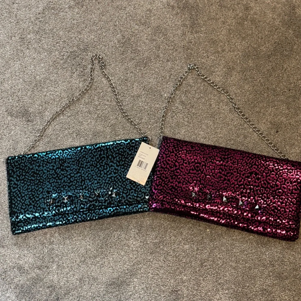 Betsey Johnson exterior material